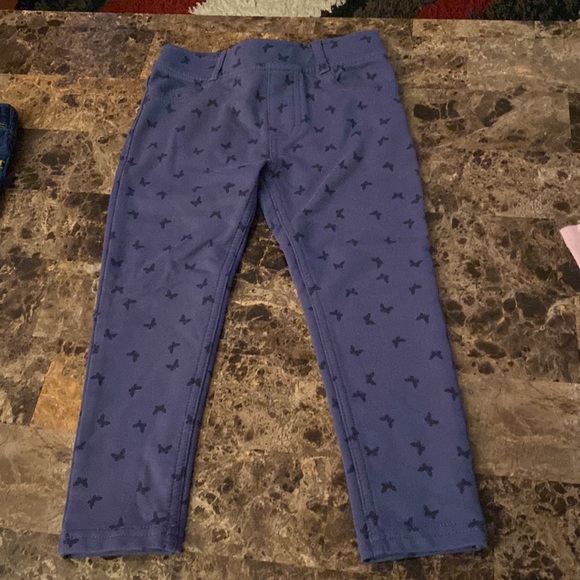 3 for $15 Children’s Pants Size 3 - Picture 3 of 4
